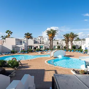  Apartamento Con Terraza Y Piscina En